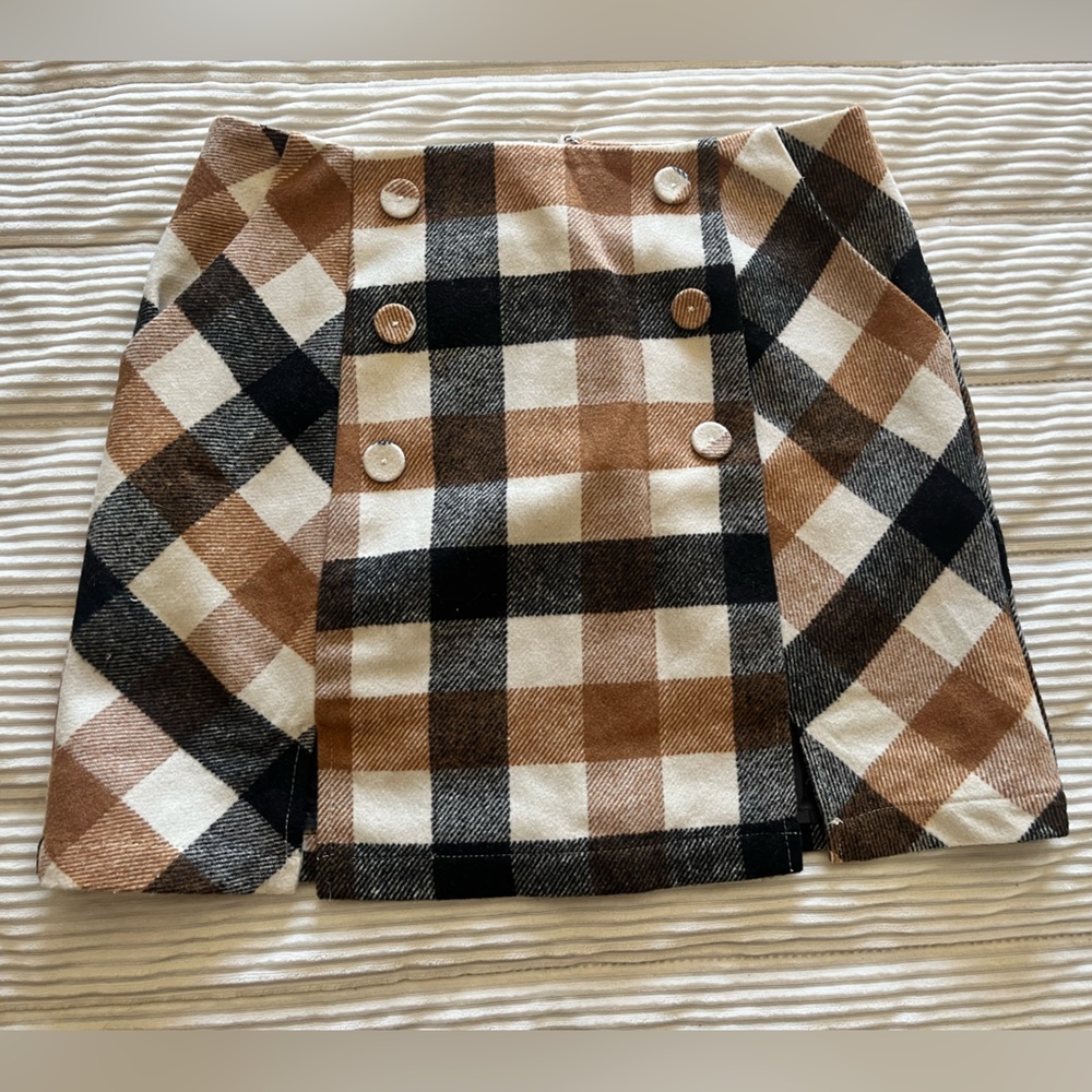 Forever 21 Mini Skirt Size Medium